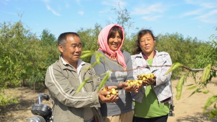 張智霖、李承鉉高位成團,良品鋪子致敬披荊斬棘的你